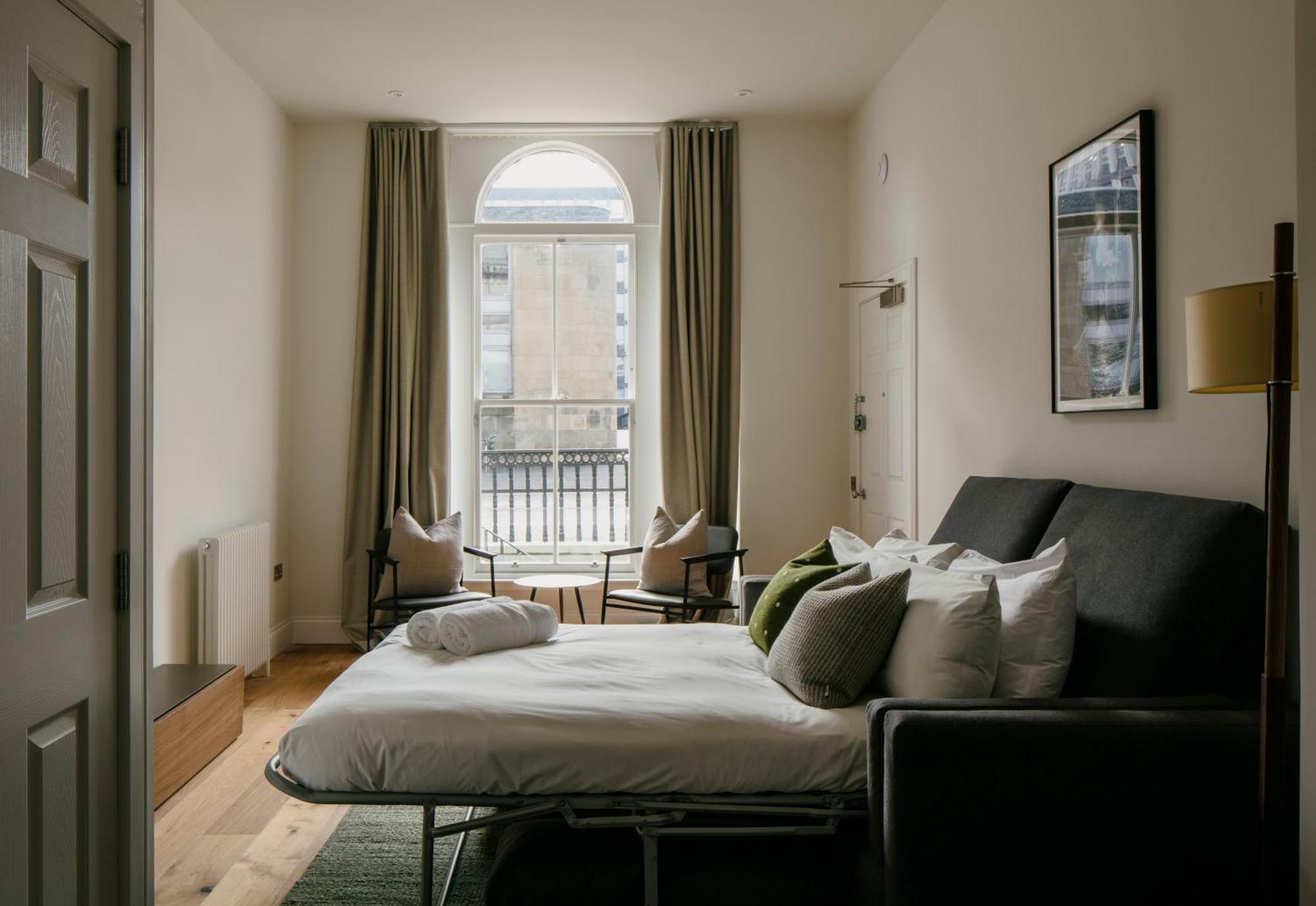 33 Castle Terrace — Photos 3